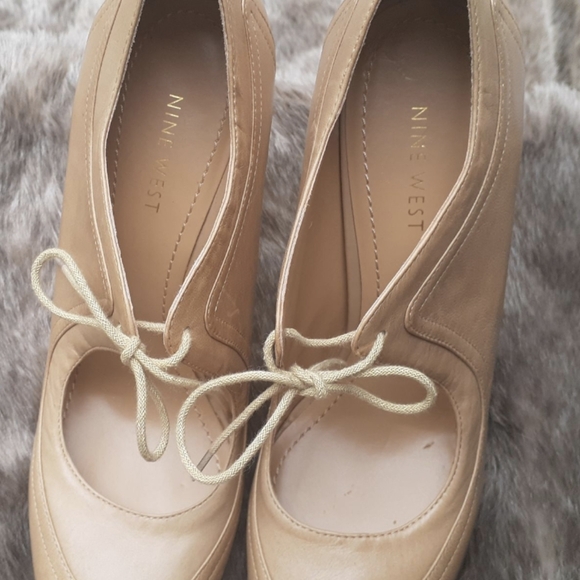 Nine West Women's Tan Leather Shoes - Picture 1 of 5